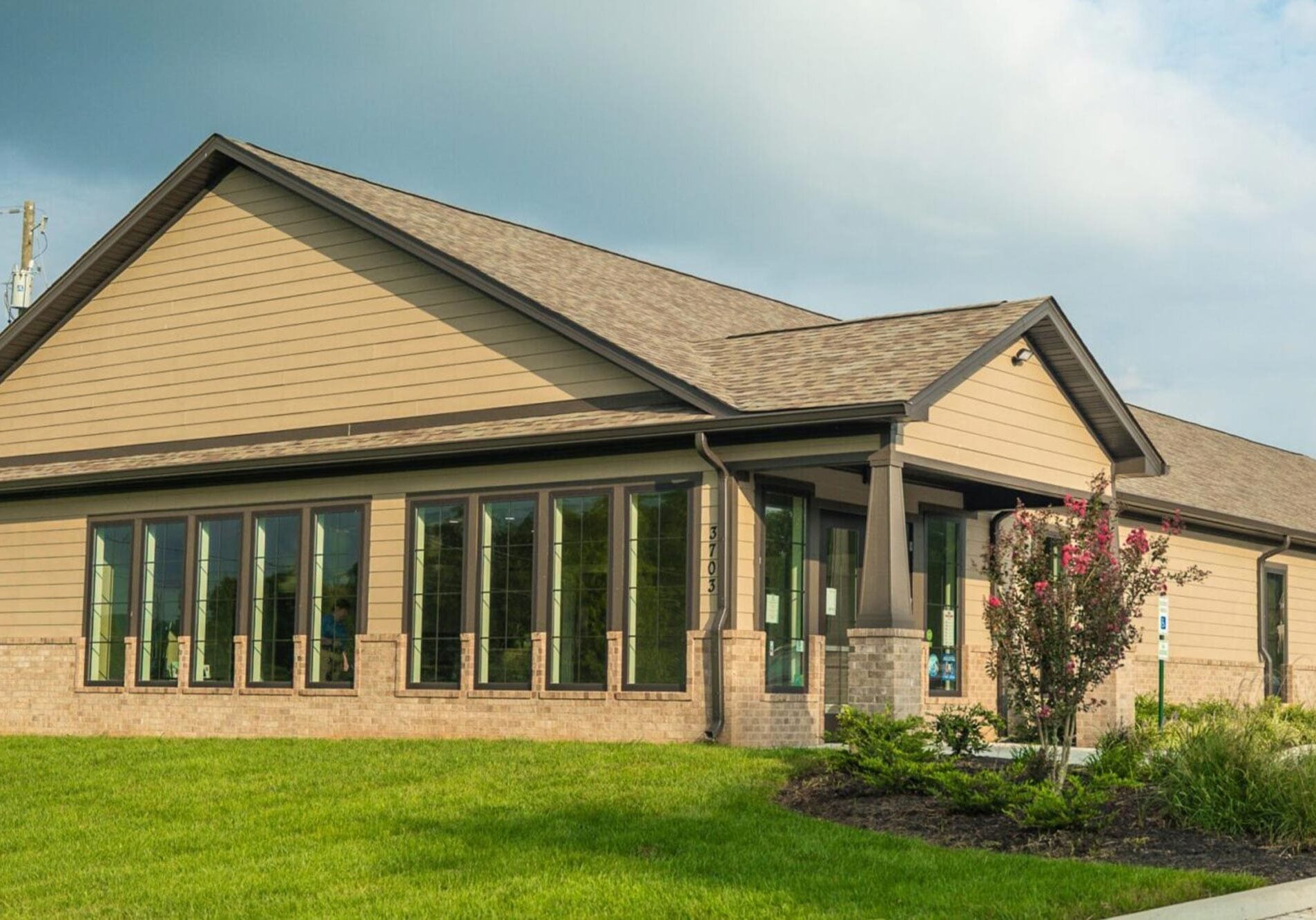 Embassy Veterinary Center In Emory Road Tn Exterior